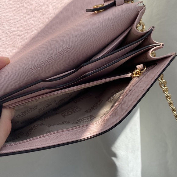 Micheal Kors Crossbody bag Pink/blush and Gold - Picture 6 of 6